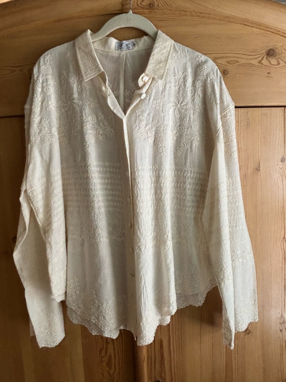 ANNA KAY Cream Top